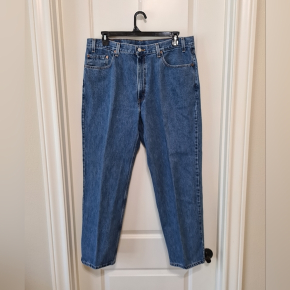 Levi's 550 Men's Jeans, Relaxed Fit 40W 30L - Picture 2 of 6